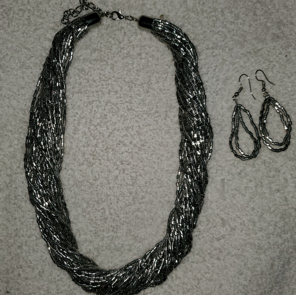 NECKLACE SET